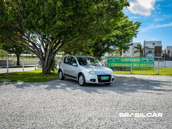 RENAULT SANDERO 1.6 PRIVILÉGE 16V FLEX 4P AUTOMÁTICO RENAULT SANDERO 1.6 PRIVILÉGE 16V FLEX 4P AUTOMÁTICO